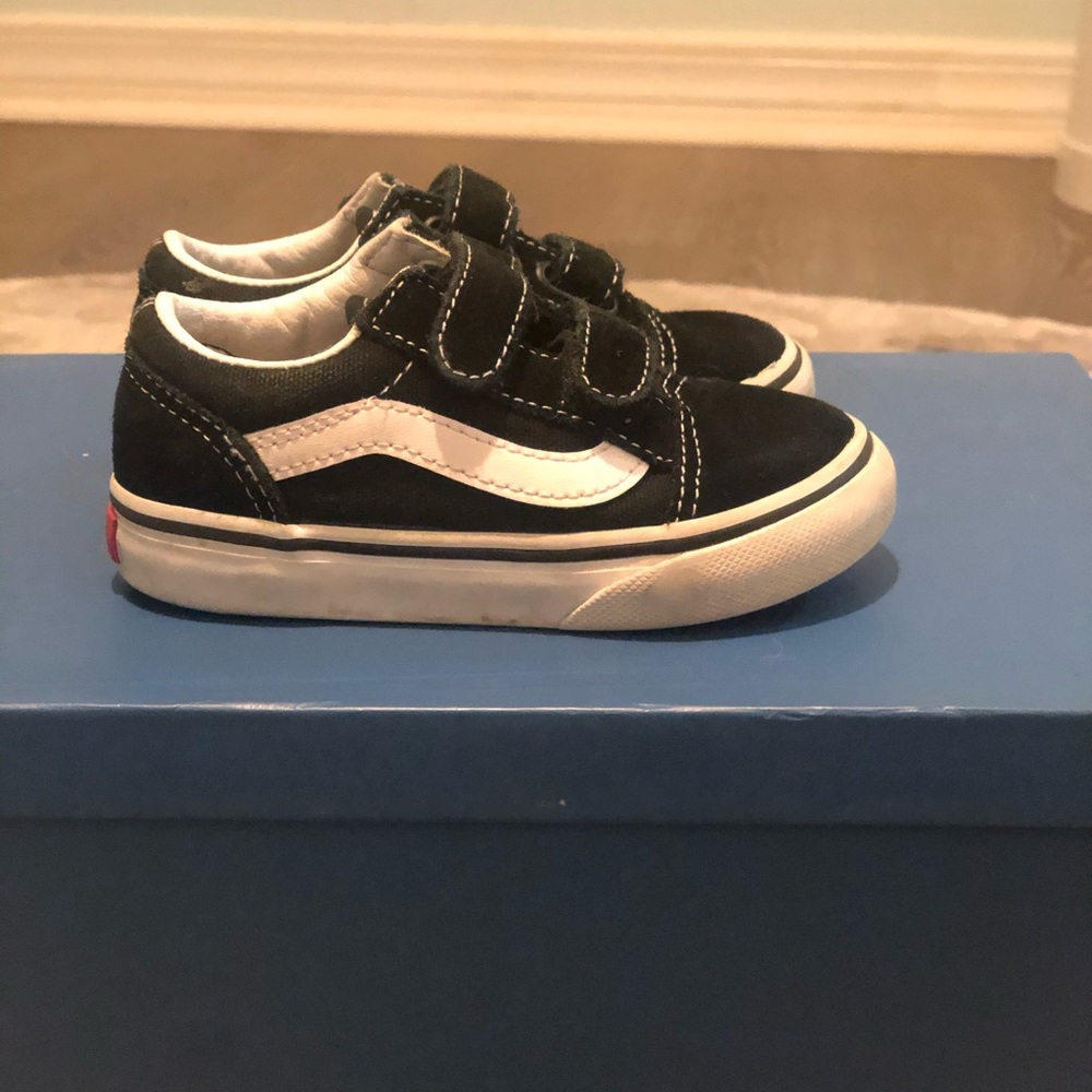 Vans size 6.5 black and white